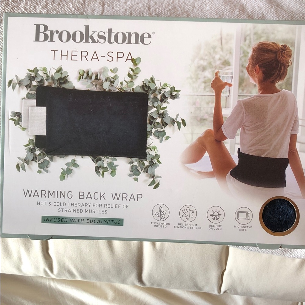 NEW - Brookstone Thera-Spa Black Warming Back Wrap